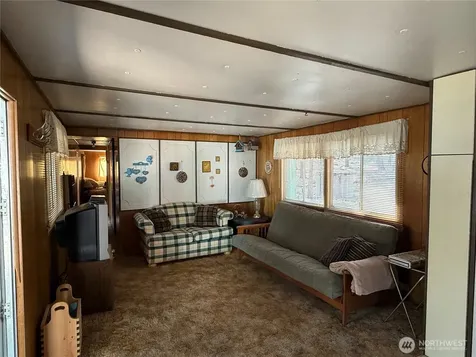 87 Larkspur Drive Winthrop WA 98862