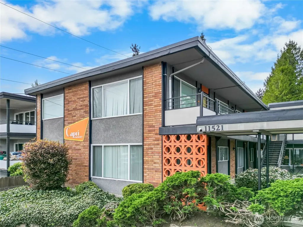 11521 26th Avenue NE Seattle WA 98125