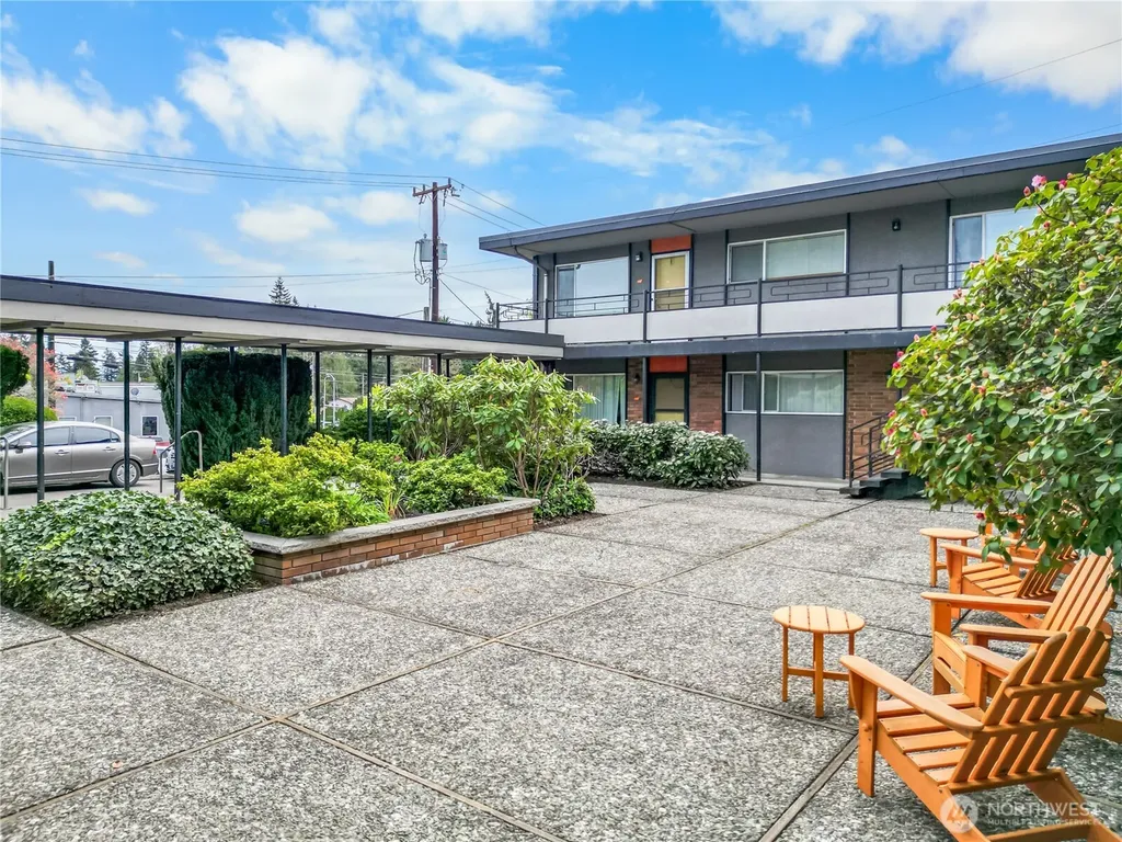 11521 26th Avenue NE Seattle WA 98125
