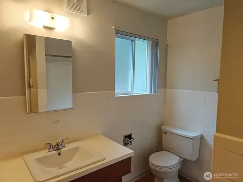 11521 26th Avenue NE Seattle WA 98125