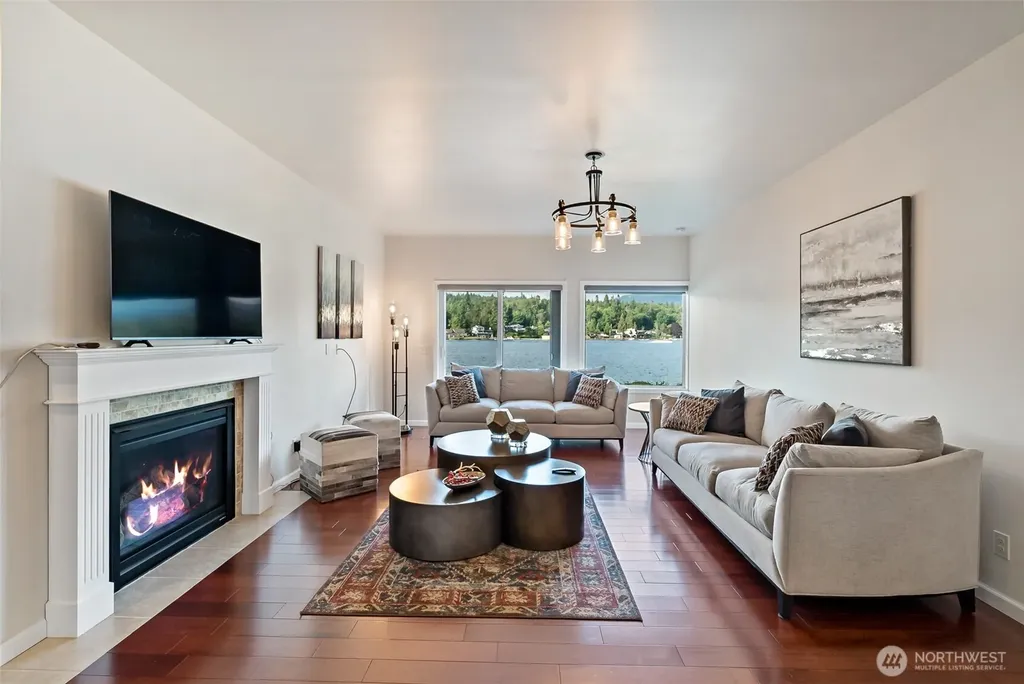 1558 Fairview Street Bellingham WA 98229