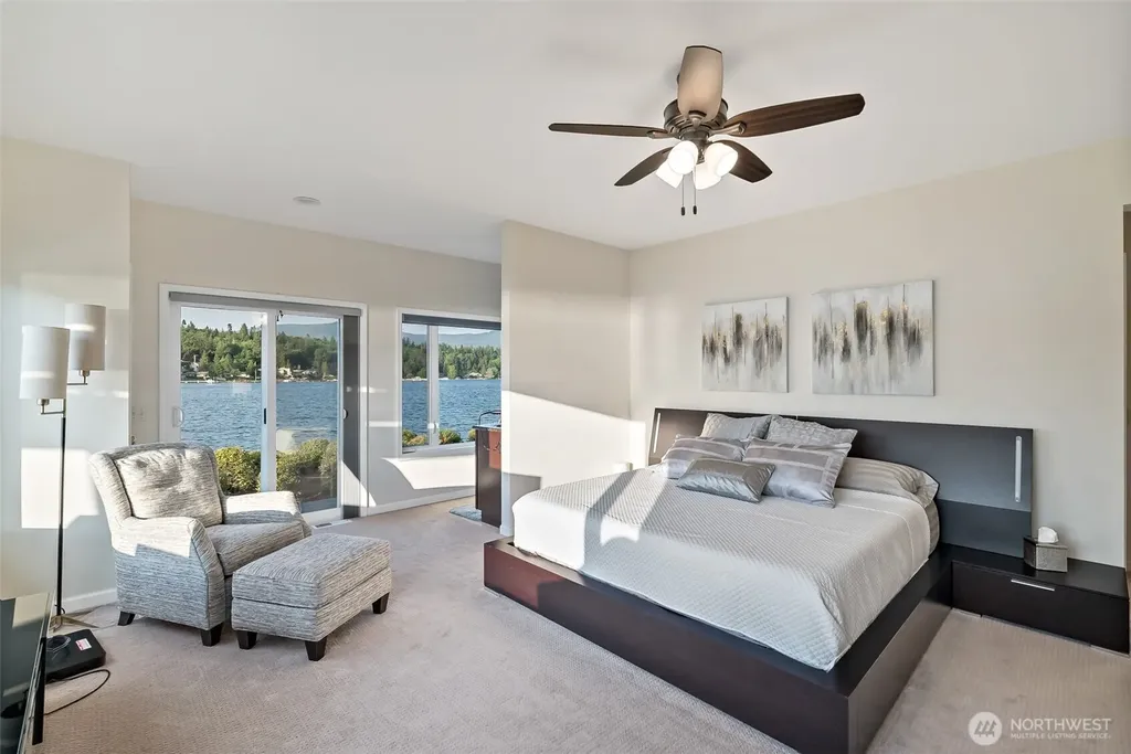1558 Fairview Street Bellingham WA 98229