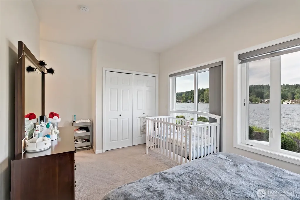 1558 Fairview Street Bellingham WA 98229