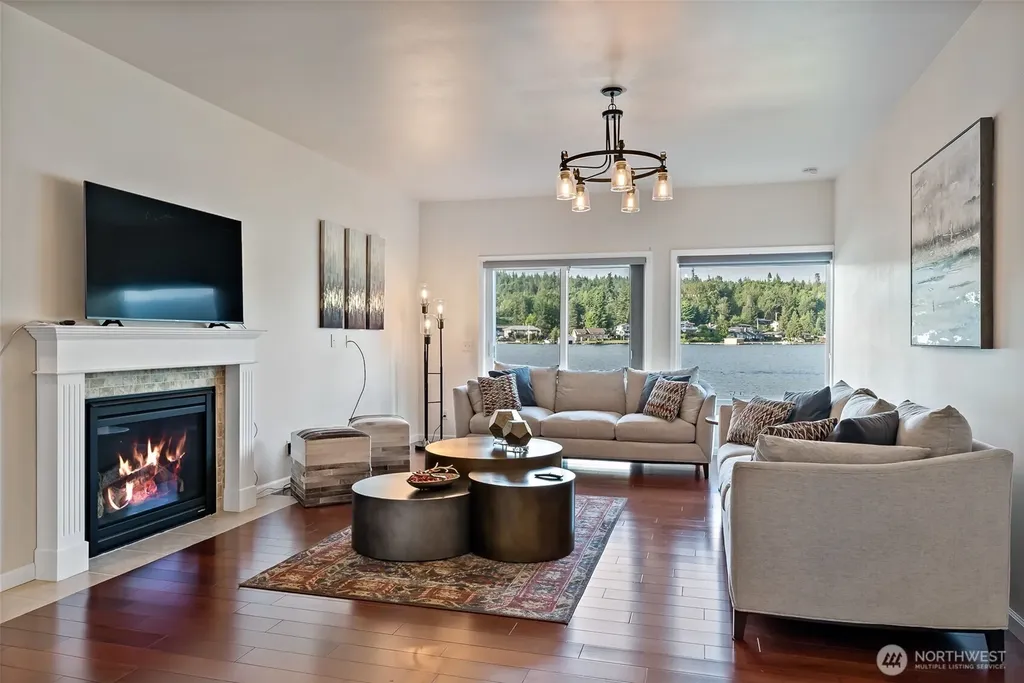 1558 Fairview Street Bellingham WA 98229