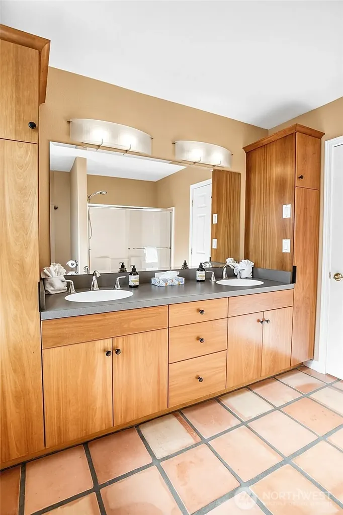 27 Ocean Lane Copalis Beach WA 98535