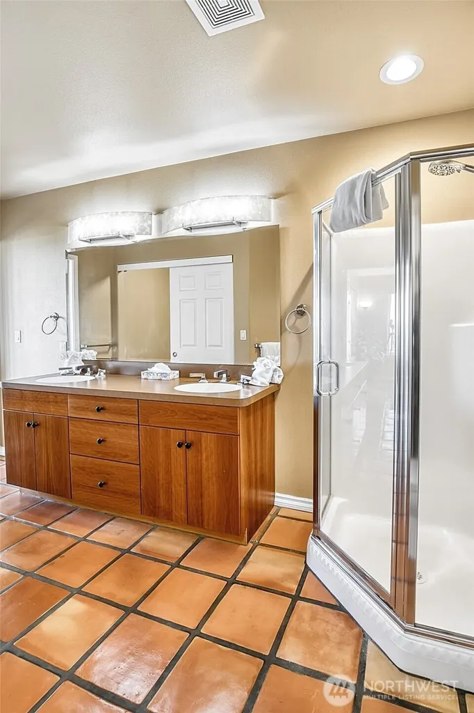 27 Ocean Lane Copalis Beach WA 98535