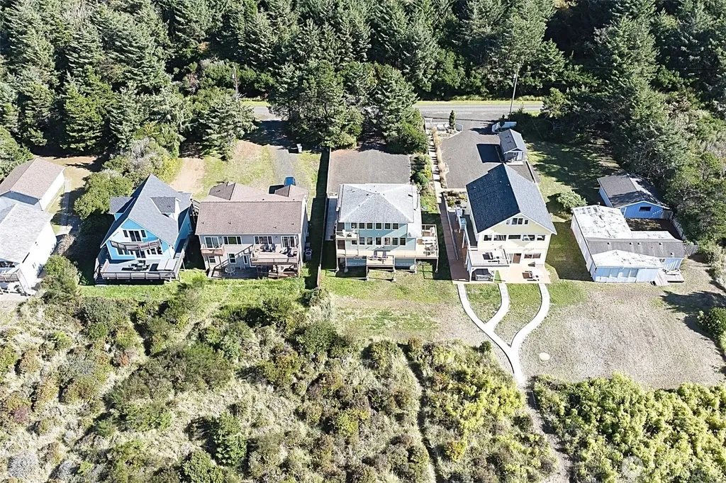 27 Ocean Lane Copalis Beach WA 98535