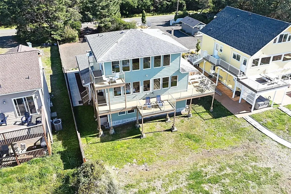27 Ocean Lane Copalis Beach WA 98535