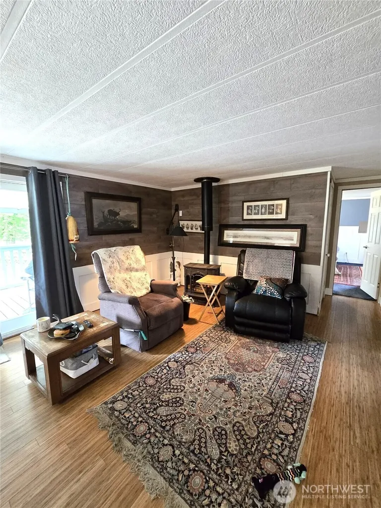 32211 N Place Ocean Park WA 98640