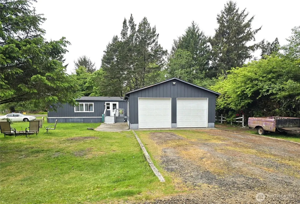 32211 N Place Ocean Park WA 98640