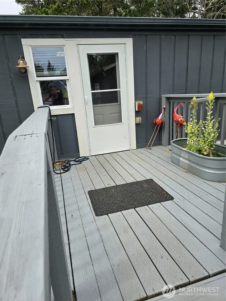 32211 N Place Ocean Park WA 98640