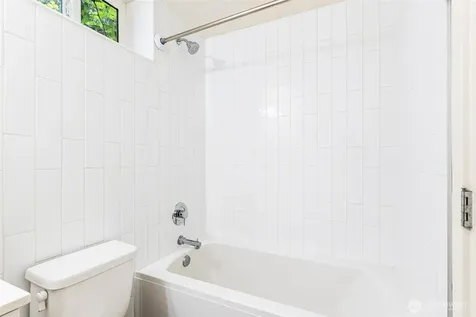 3812 22nd Avenue SW Seattle WA 98106