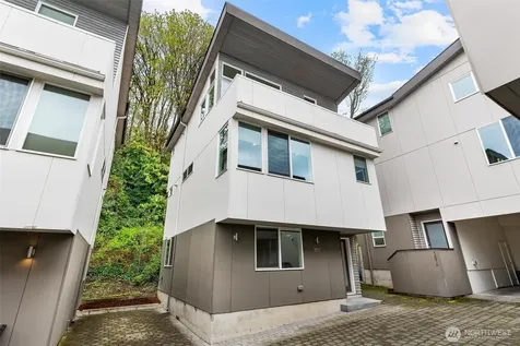 3812 22nd Avenue SW Seattle WA 98106