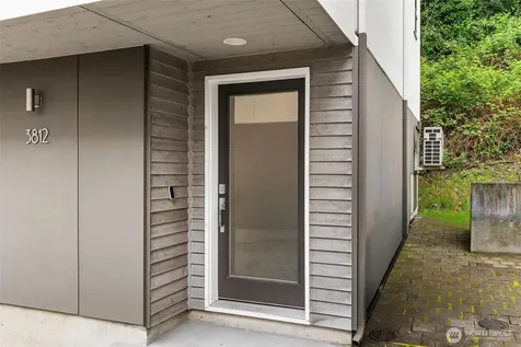 3812 22nd Avenue SW Seattle WA 98106