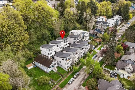 3812 22nd Avenue SW Seattle WA 98106