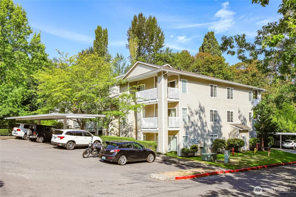 801 Rainier Avenue N Renton WA 98057