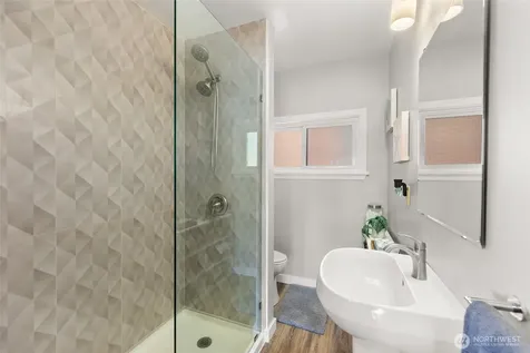 8829 SW Quartermaster Drive Vashon WA 98070