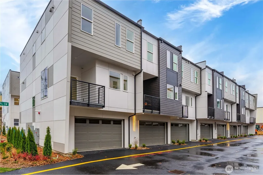 11539 17th Place SW Burien WA 98146