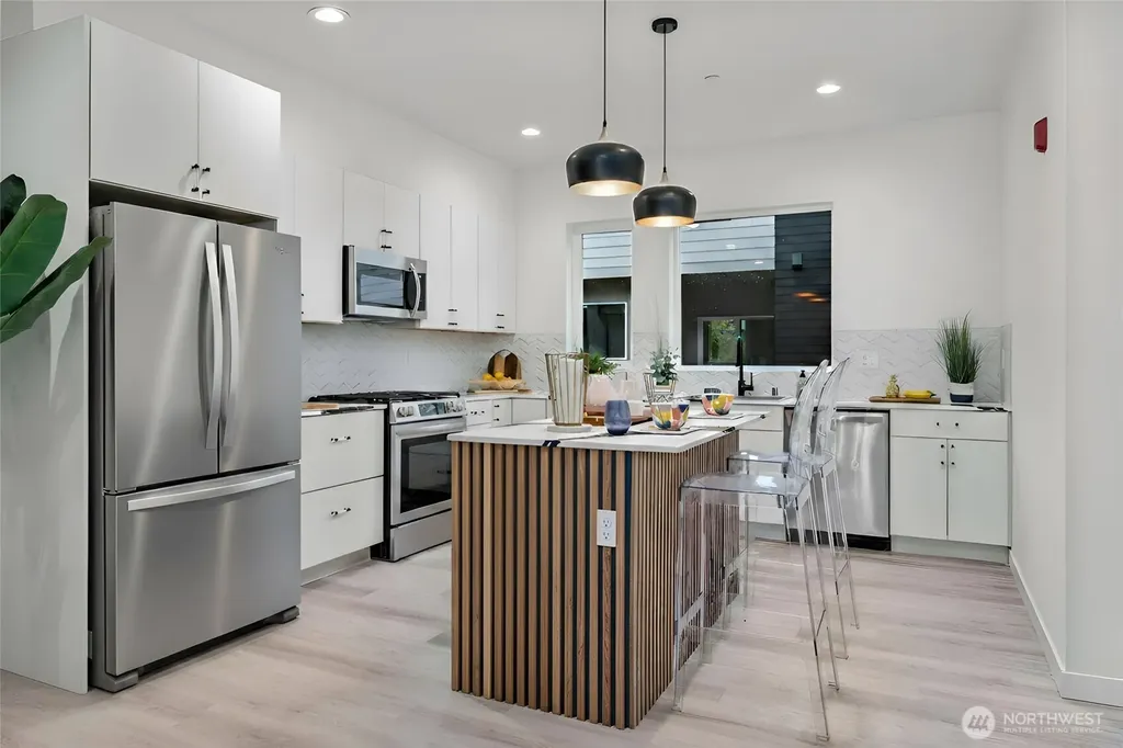 11539 17th Place SW Burien WA 98146