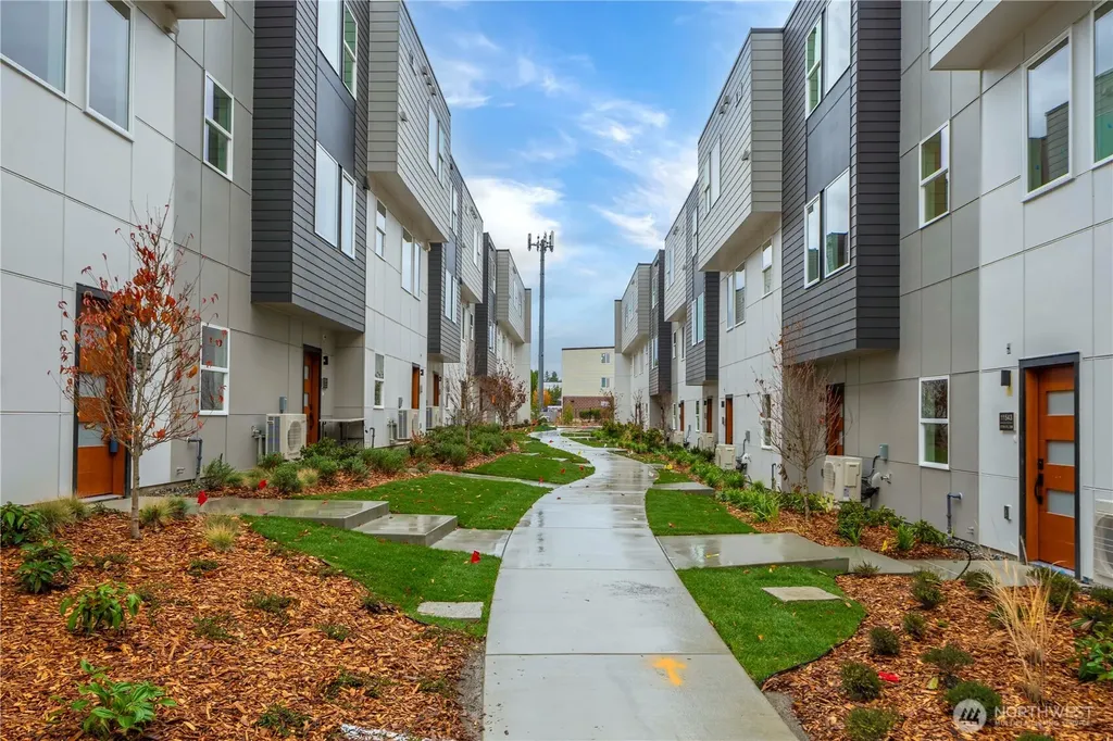 11539 17th Place SW Burien WA 98146
