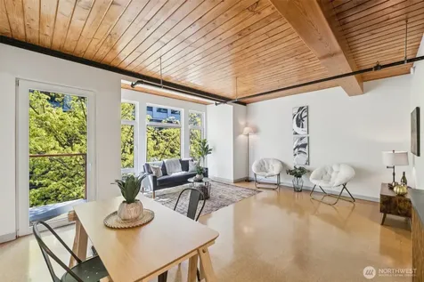 401 9th Avenue N Seattle WA 98109