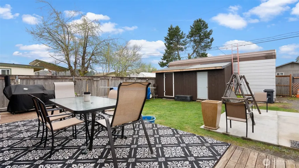 1627 Monroe Street Shelton WA 98584