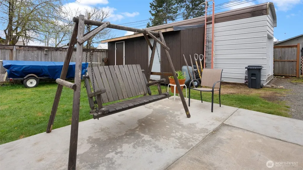 1627 Monroe Street Shelton WA 98584