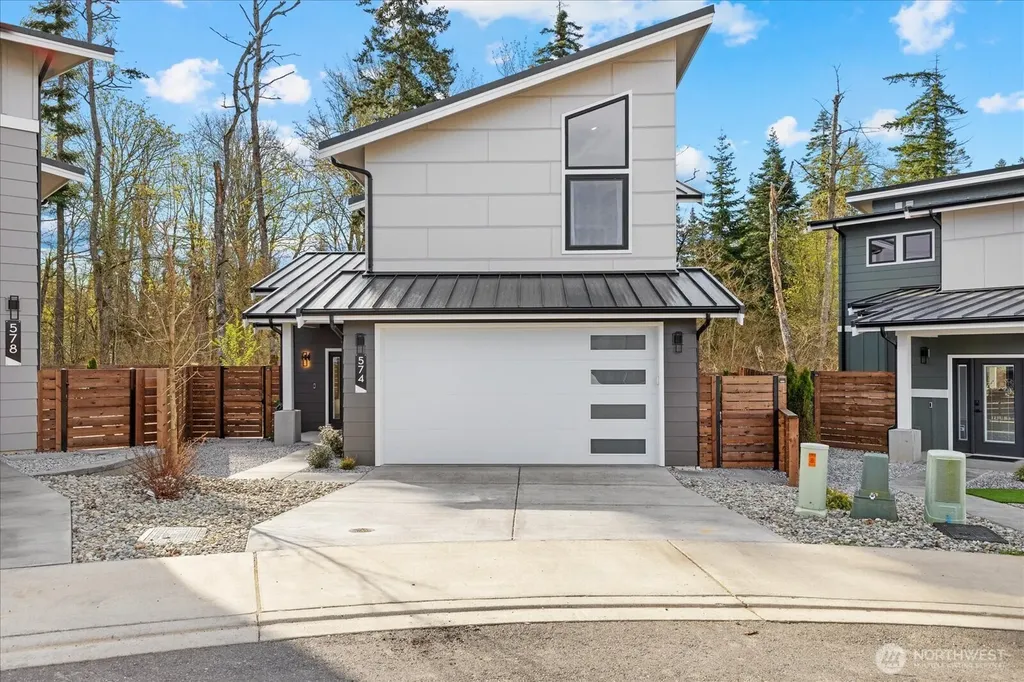574 Creston Court Bellingham WA 98226