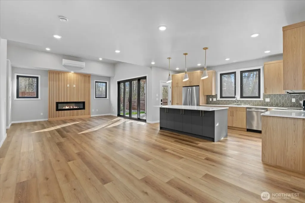 574 Creston Court Bellingham WA 98226