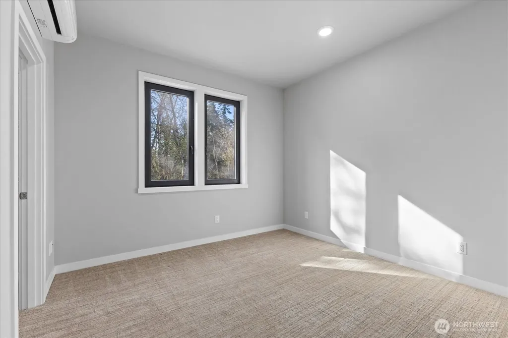 574 Creston Court Bellingham WA 98226