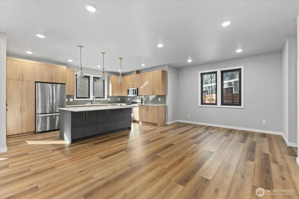 574 Creston Court Bellingham WA 98226