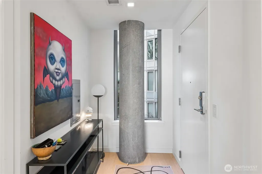 590 1st Avenue S Seattle WA 98104