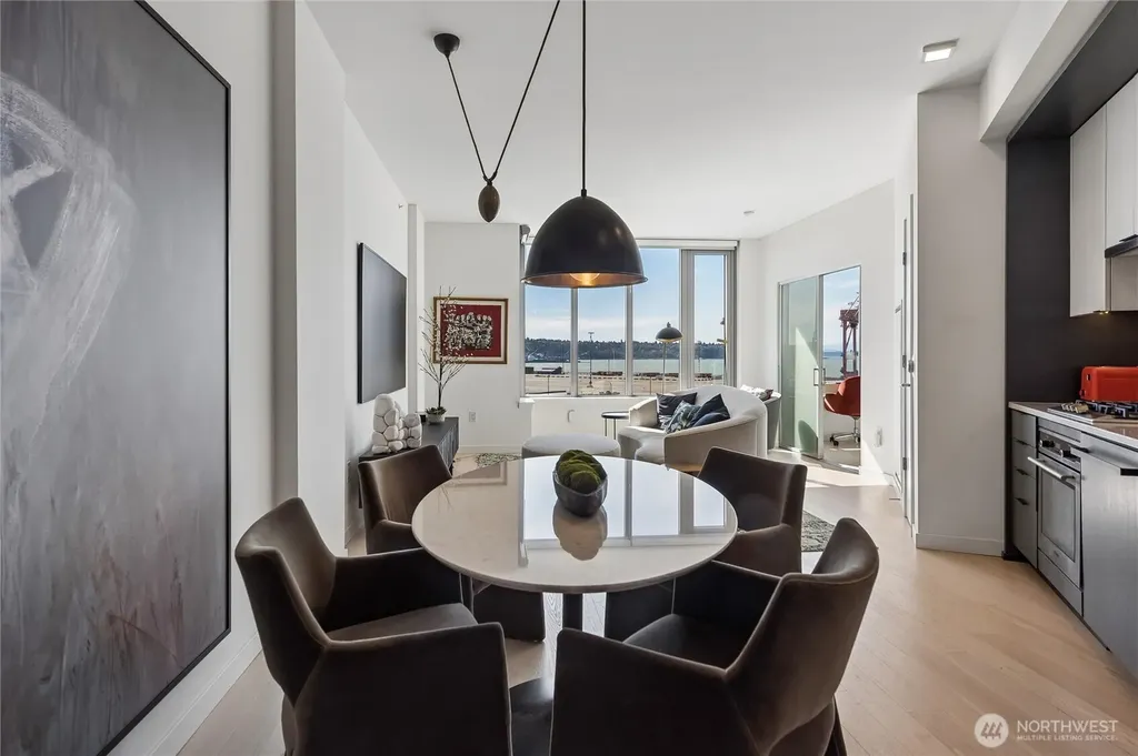 590 1st Avenue S Seattle WA 98104