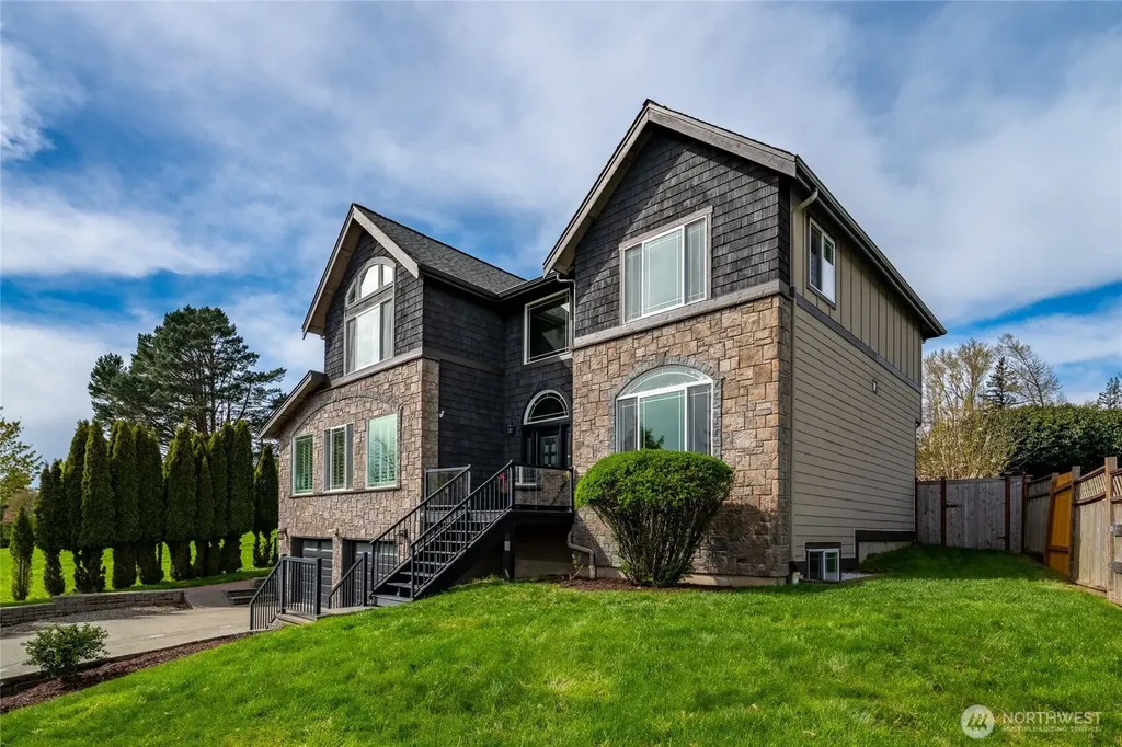 2598 Lakeridge Drive Ferndale WA 98248