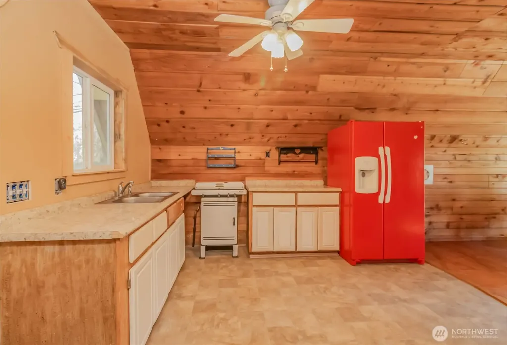 513 W Satsop Maple Glen Road Elma WA 98541