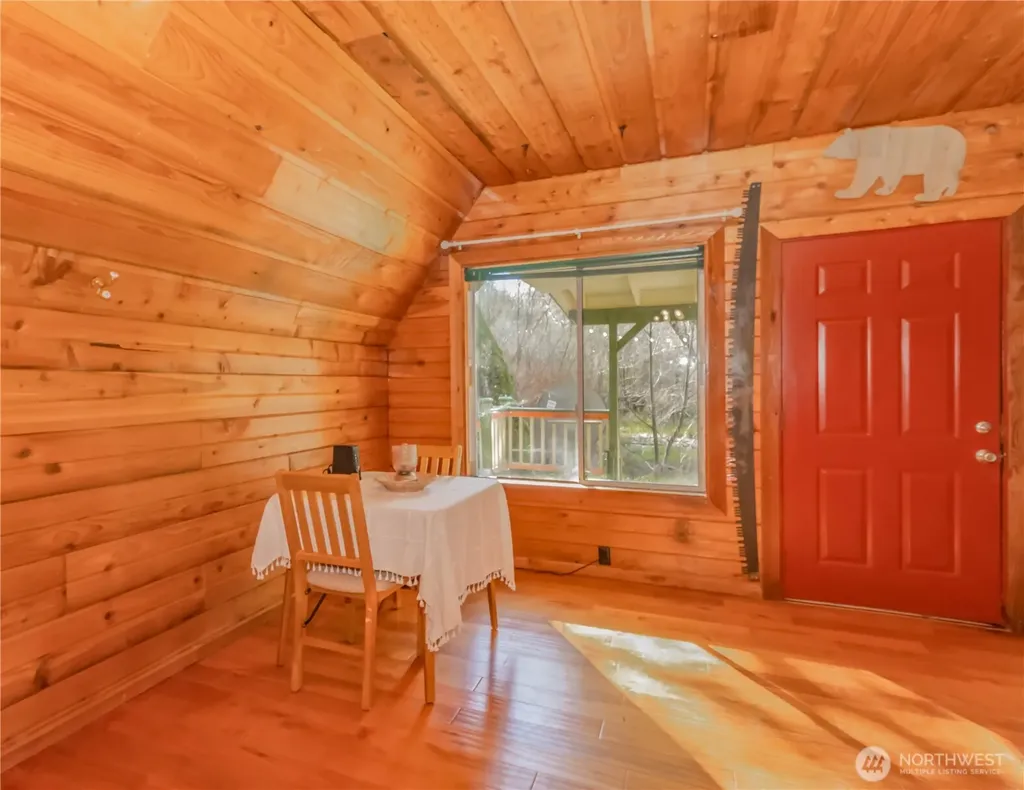 513 W Satsop Maple Glen Road Elma WA 98541
