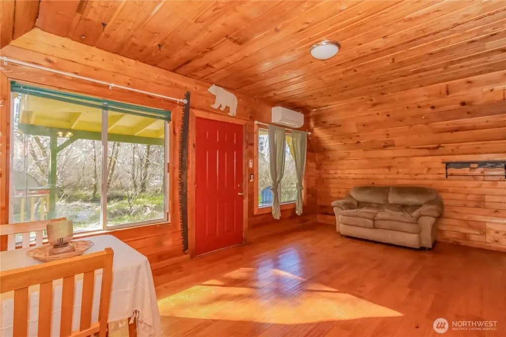 513 W Satsop Maple Glen Road Elma WA 98541