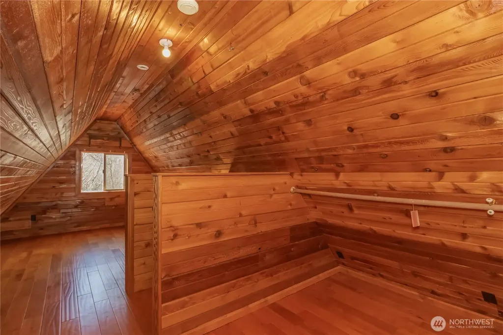 513 W Satsop Maple Glen Road Elma WA 98541