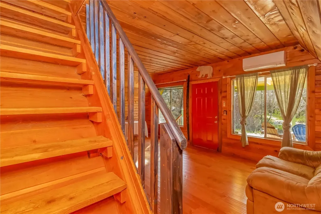 513 W Satsop Maple Glen Road Elma WA 98541