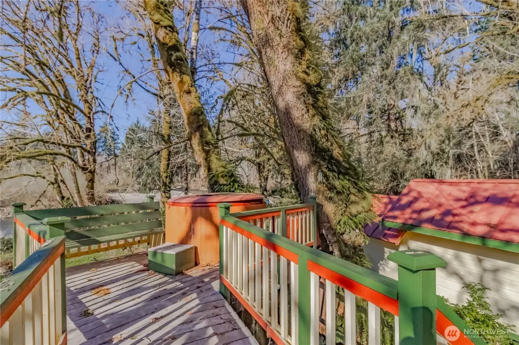 513 W Satsop Maple Glen Road Elma WA 98541