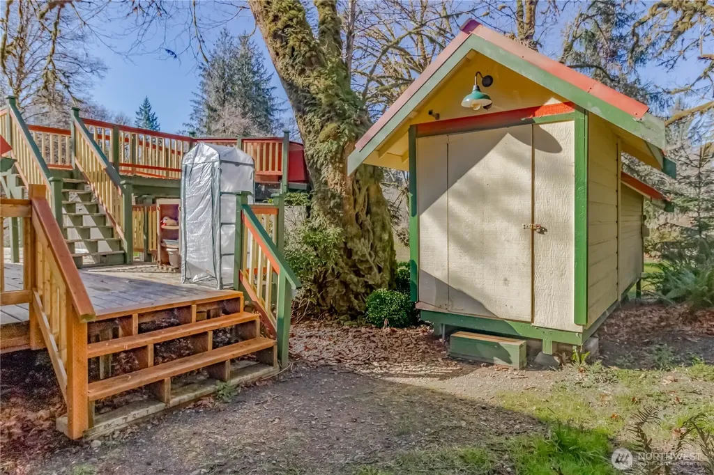 513 W Satsop Maple Glen Road Elma WA 98541
