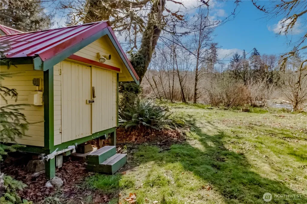 513 W Satsop Maple Glen Road Elma WA 98541