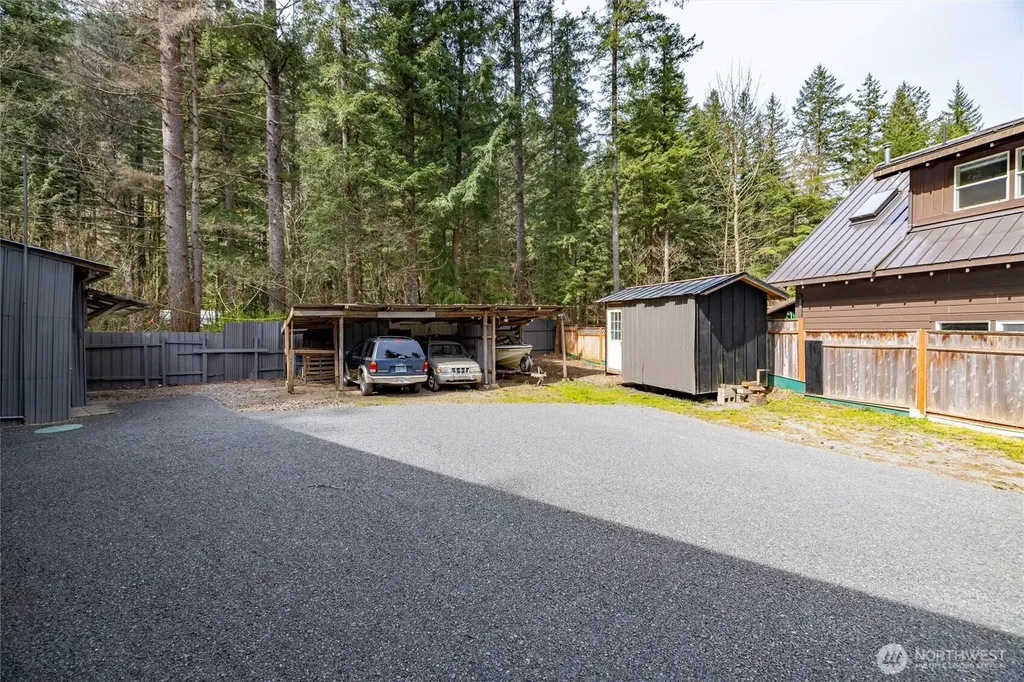8524 Juniper Place Maple Falls WA 98266
