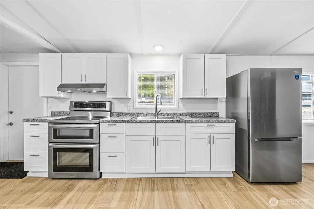 8524 Juniper Place Maple Falls WA 98266