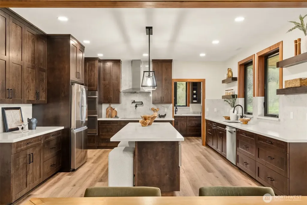 4466 W State Route 108 Shelton WA 98584