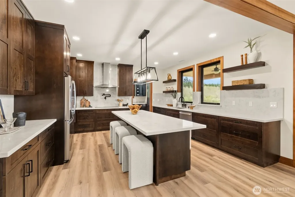4466 W State Route 108 Shelton WA 98584