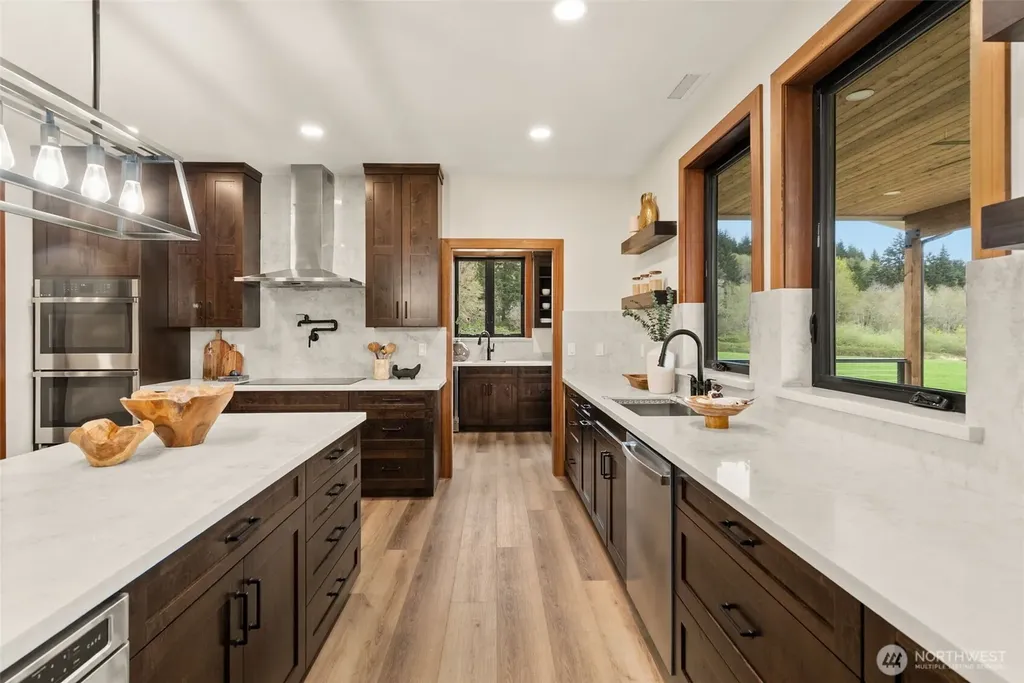 4466 W State Route 108 Shelton WA 98584