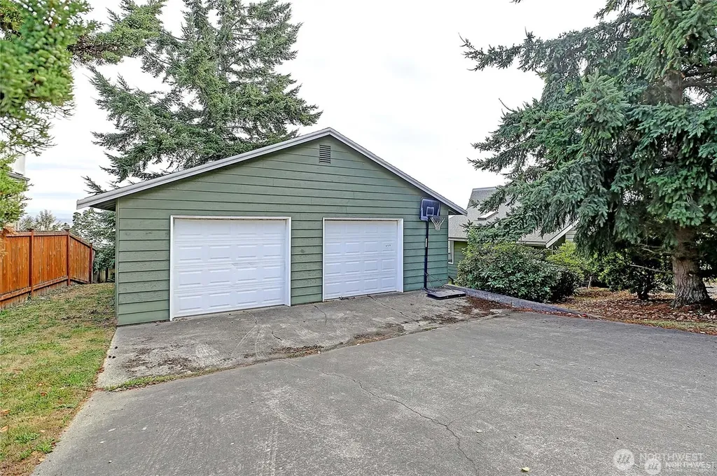 979 Cavalero Road Camano Island WA 98282