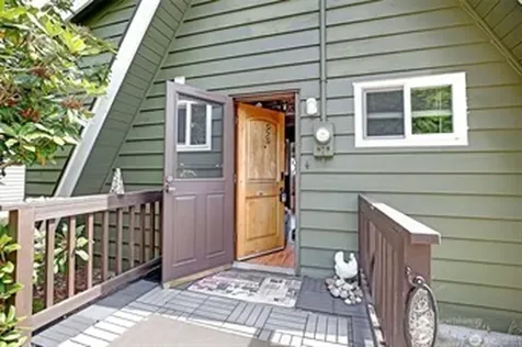 979 Cavalero Road Camano Island WA 98282
