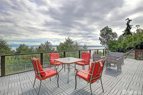 979 Cavalero Road Camano Island WA 98282